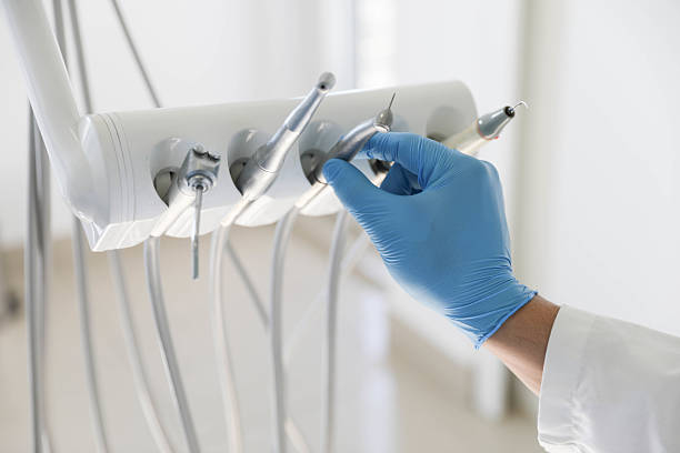 Professional Tooth Extraction technician working in Wright-Patterson AFB, OH